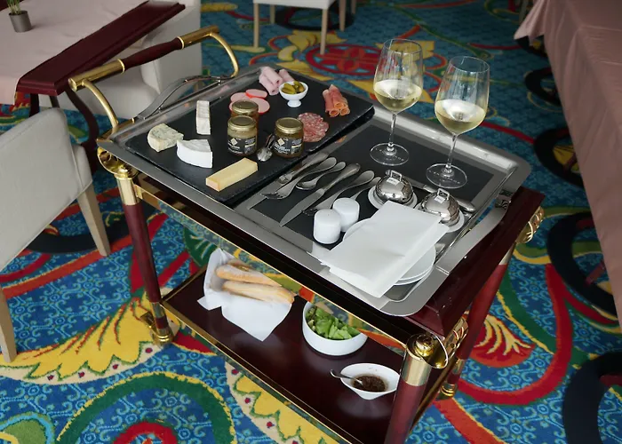 Ermitage - Mont-saint-michel Отель 5*